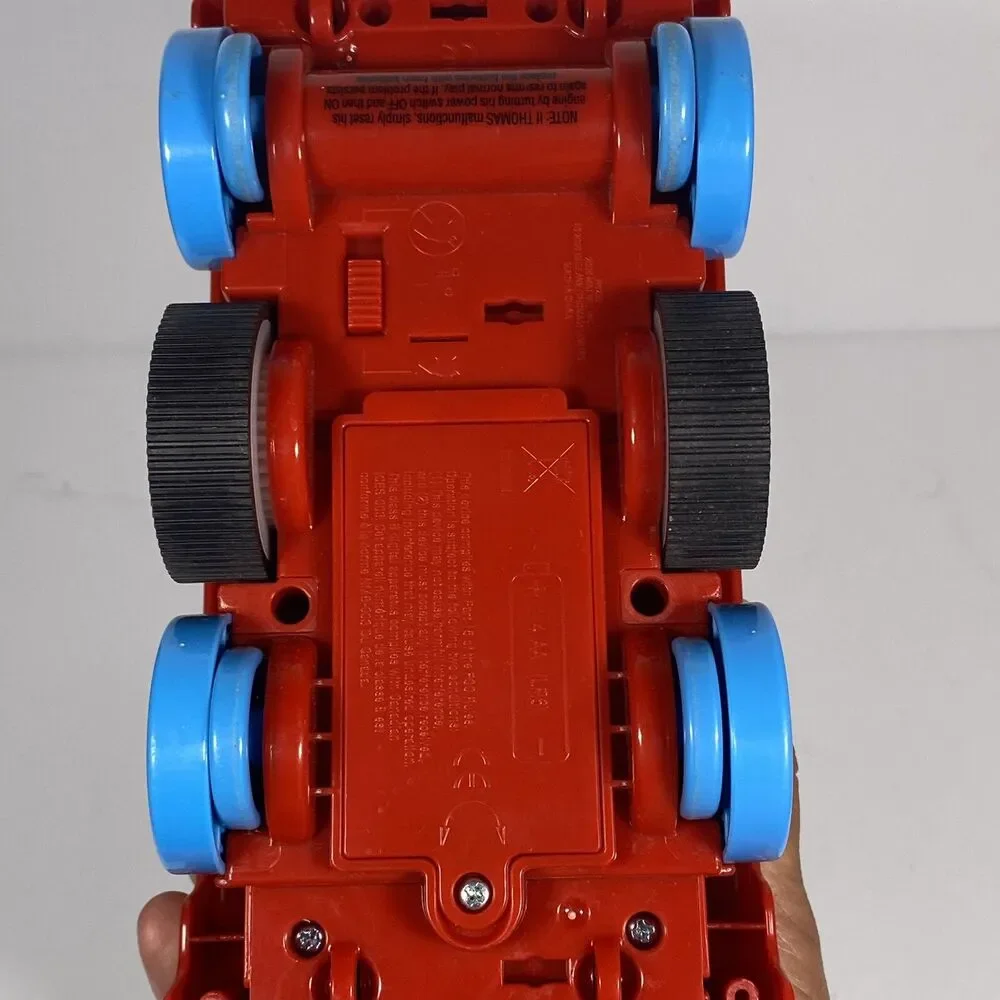 Thomas the Train Trackmaster Motorized Engine 2009 Gullane Mattel